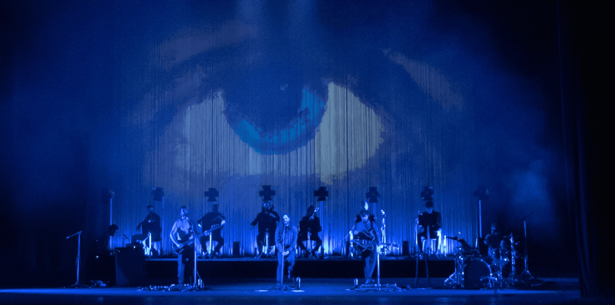 FAST ANIMALS AND SLOW KIDS | CONCERTO IN QUATTRO ATTI PER PICCOLA ORCHESTRA DA CAMERA – THEATRES 2023